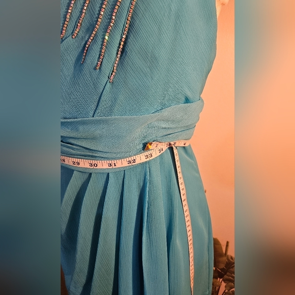 Elegant Teal One-Shoulder Dress - Picture 5 of 6